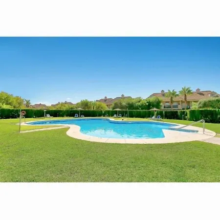 Holiday home Jacqueline In San Roque *